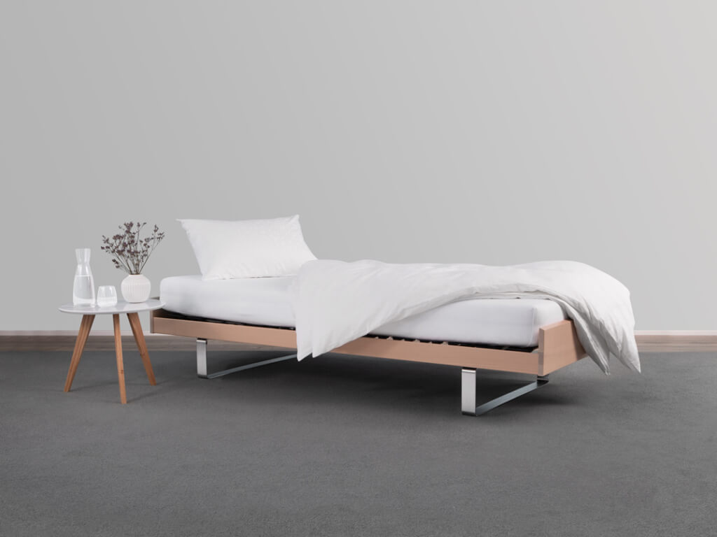 BICO Primo Couch A Lattenrost im Schlafzimmer eingerichtet
