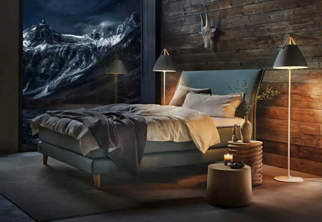 Bico Boxspringbett Simplon in Schlafzimmer Bergaussicht