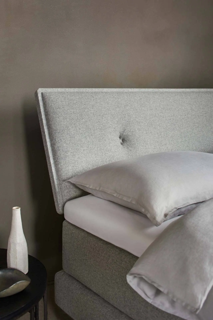 Bico Boxspringbett Susten Detail Kopfteil Schweizerkreuz