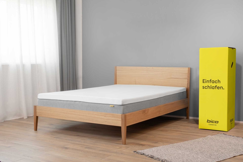 basics by BICO Matratze Modell 02 im Bett eingerichtet h1049
