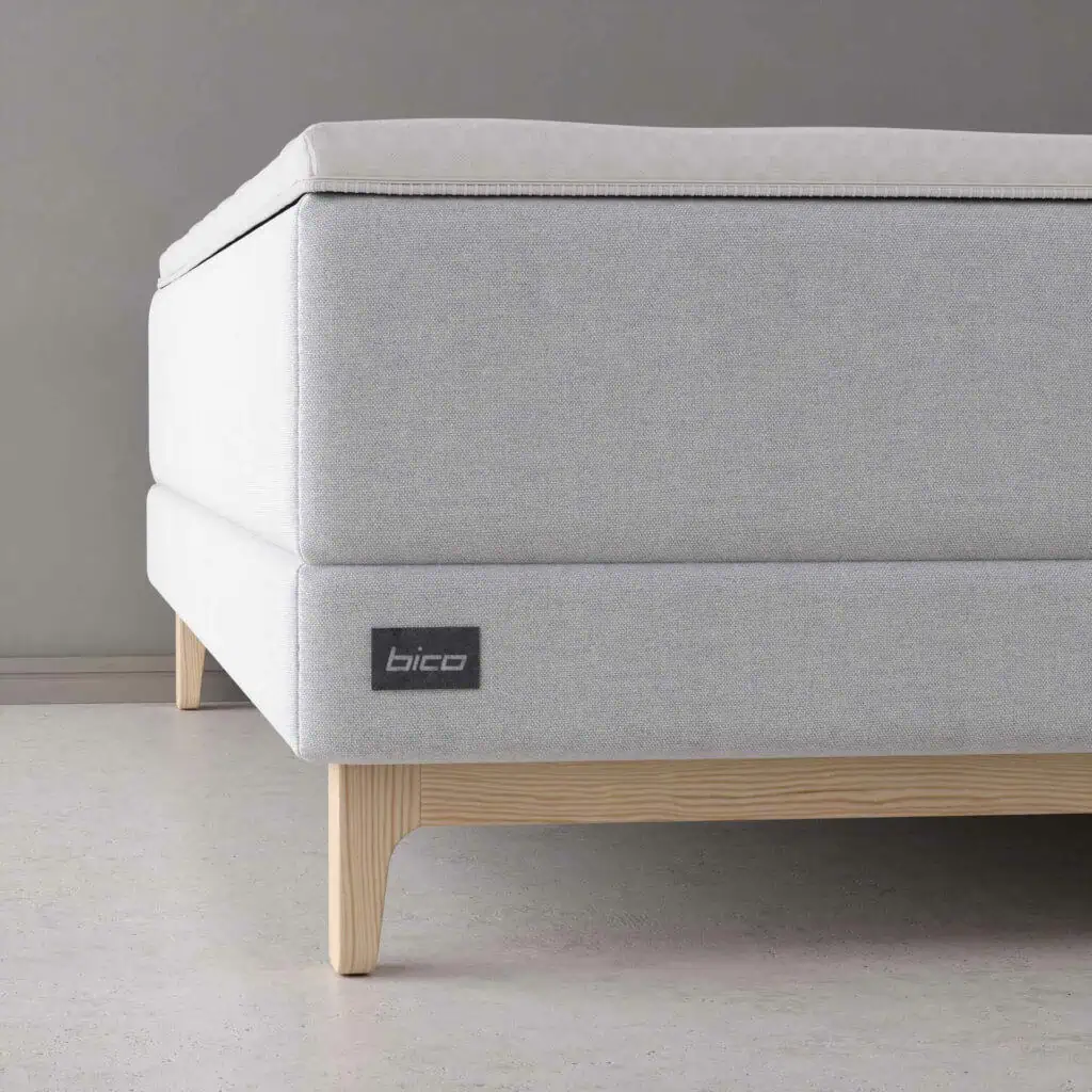 Bico Boxspringbett Simplon Holzfuss Detail